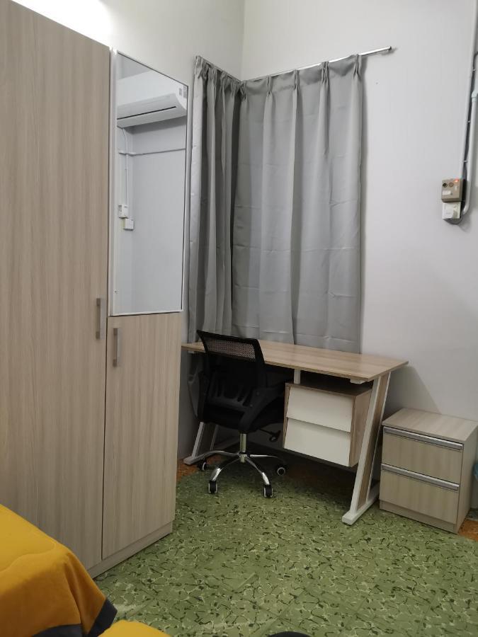 G Fortune Guest House Victoria Green George Town Ngoại thất bức ảnh