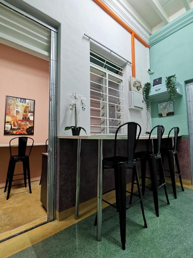 G Fortune Guest House Victoria Green George Town Ngoại thất bức ảnh