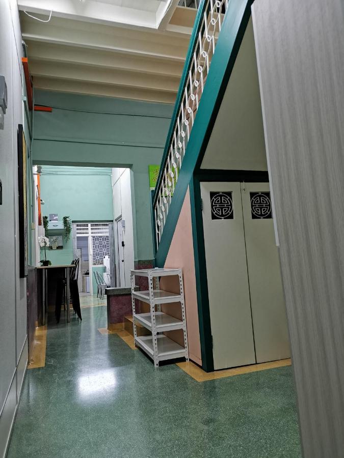 G Fortune Guest House Victoria Green George Town Ngoại thất bức ảnh